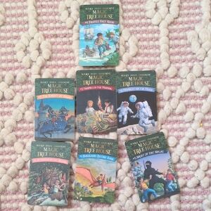 Magic Tree House Book Set - Green & Multicolor Covers